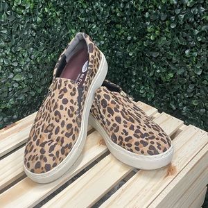 Women’s Dr. Scholl’s Be Free Slides size 8.5